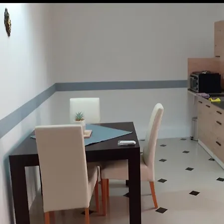 Apartment Orhideja *
