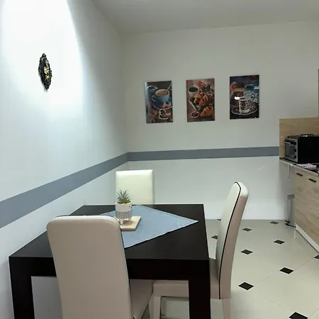 Appartamento Orhideja *